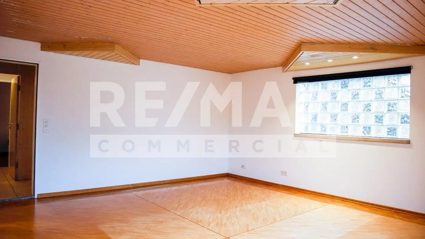 Office space for rent - 5608 Stetten AG - Photo 2