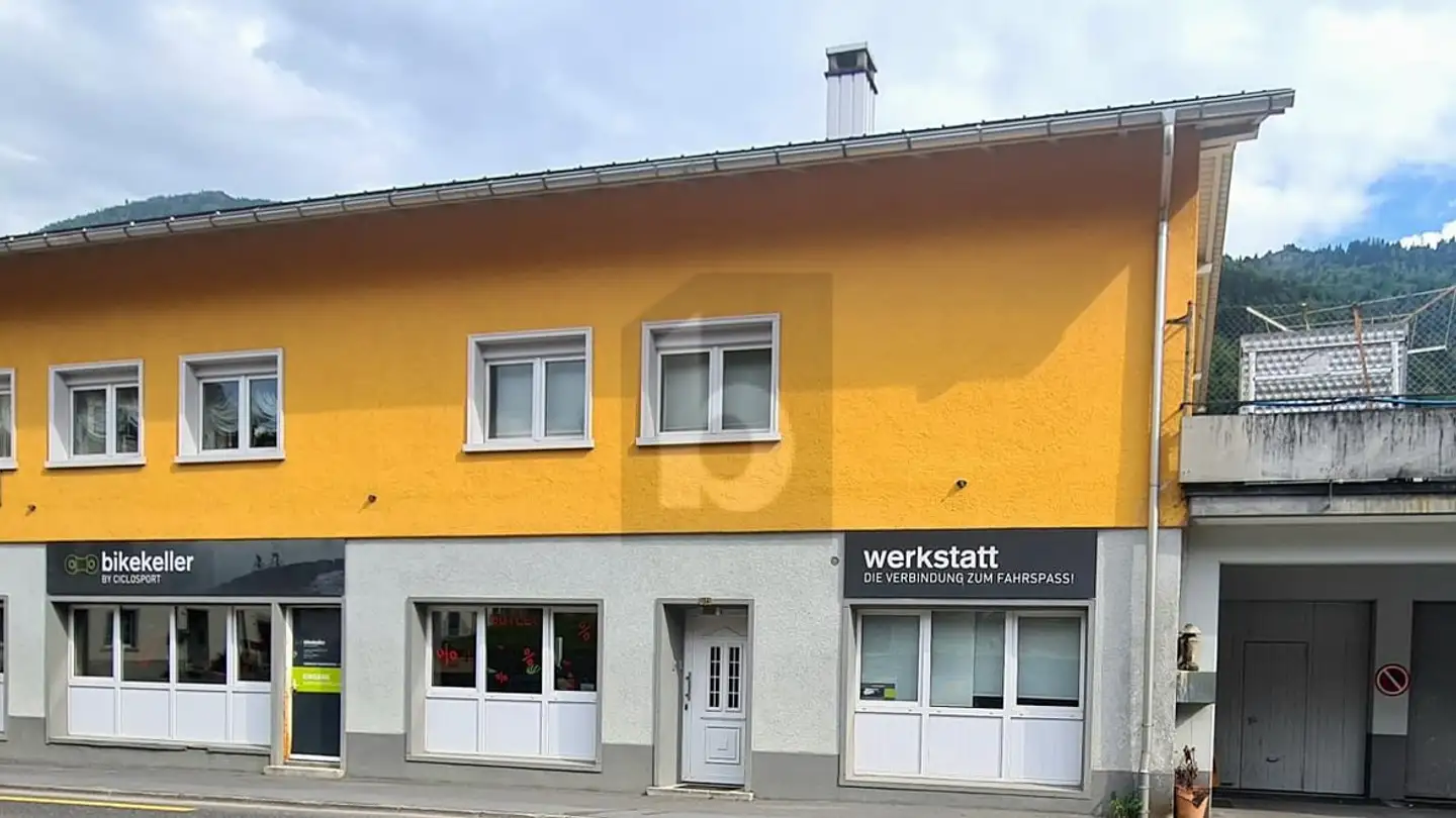 Immeuble mixte à vendre - 8762 Schwanden GL