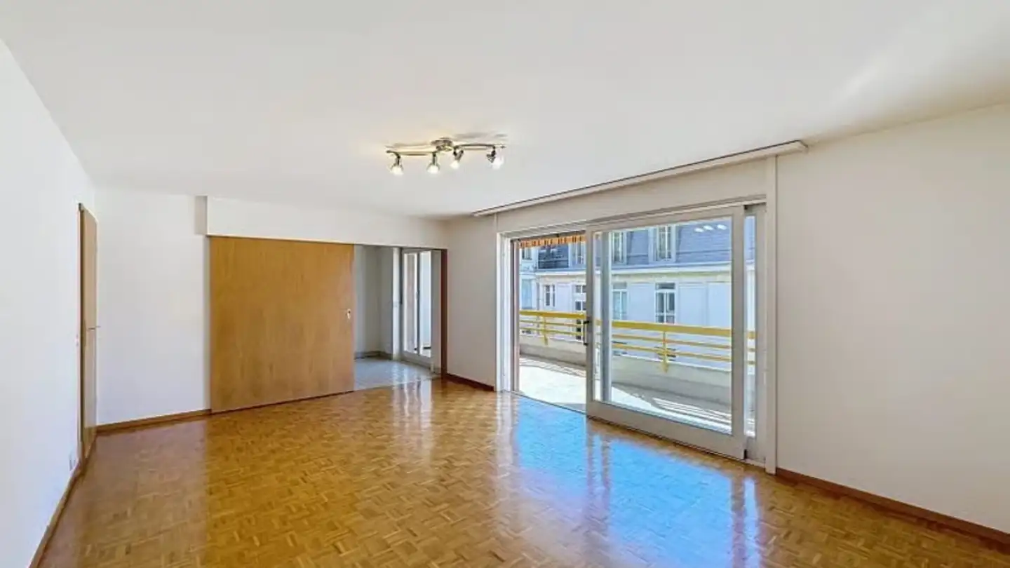 Appartement à louer - Sentier De Rosemont 8, 1820 Territet - Photo 2