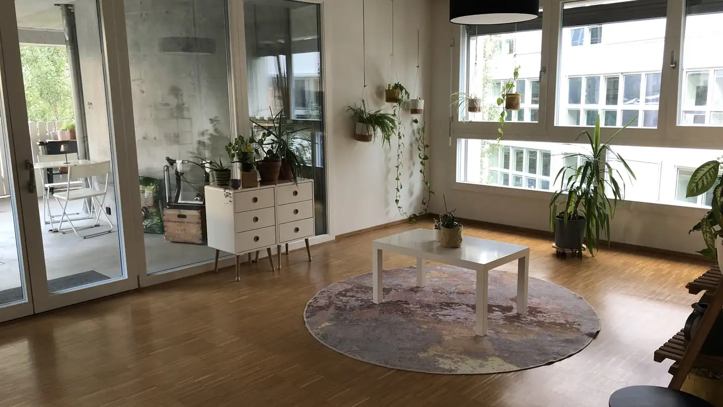 Zimmer mieten - Zellwegerweg 1, 8610 Uster