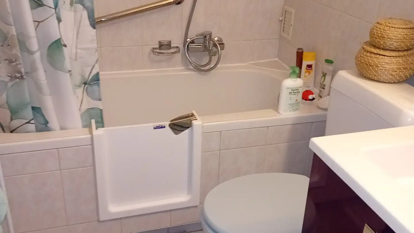 Wohnung mieten - Rue Neuve, 1350 Orbe - Foto 4