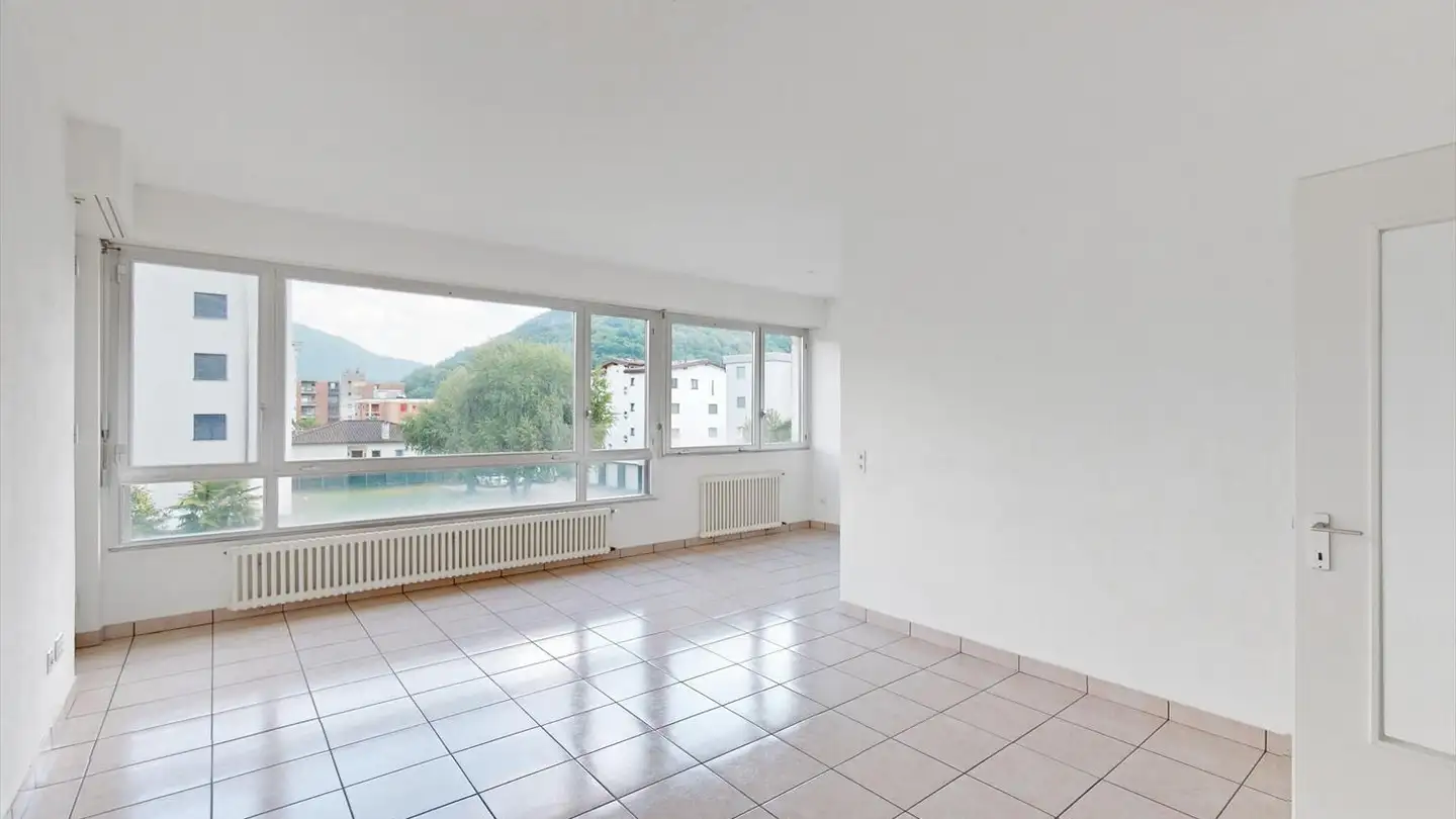 Wohnung mieten - Via Stazione 51, 6987 Caslano - Foto 4