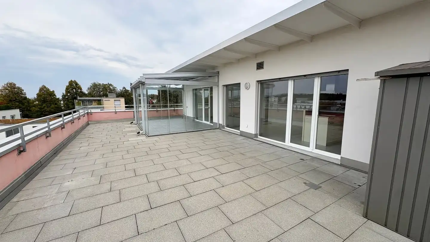 Penthouse for rent - Bahnhofstrasse 12, 8340 Hinwil - Photo 4