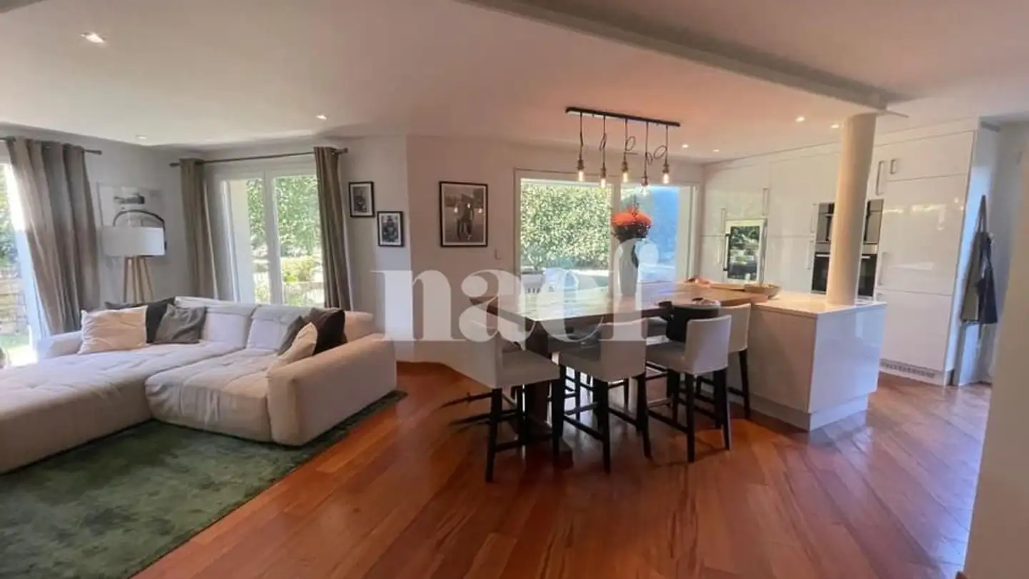 Apartment for rent - 1295 Mies