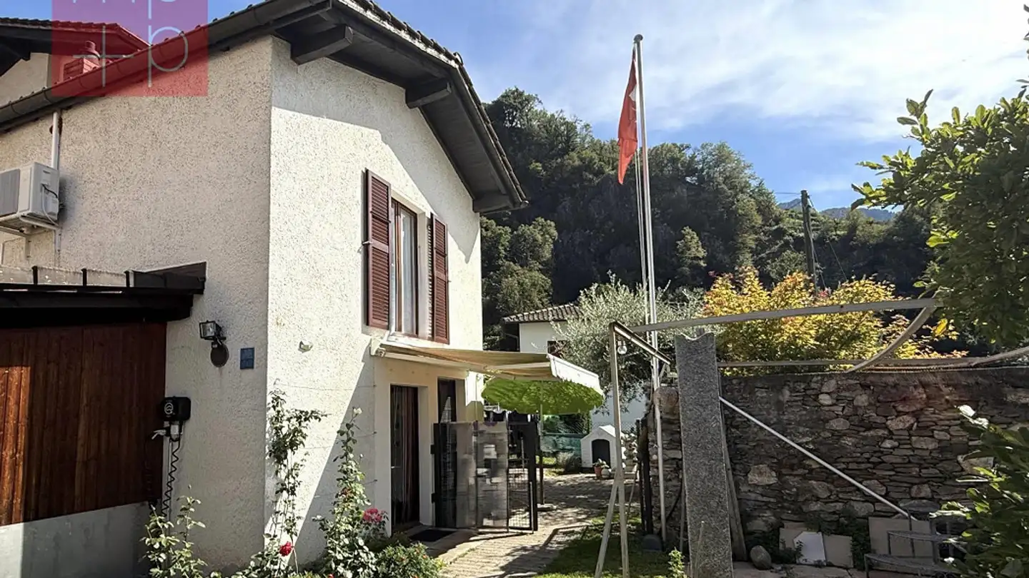 Einfamilienhaus kaufen - 6512 Giubiasco