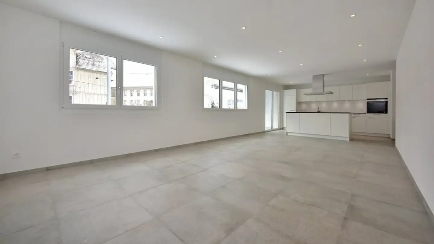 Wohnung mieten - Sonneggstrasse 2, 4950 Huttwil - Foto 2