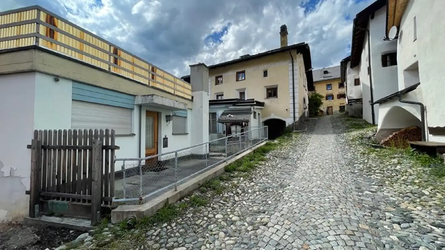 Maison individuelle à vendre - 7550 Scuol