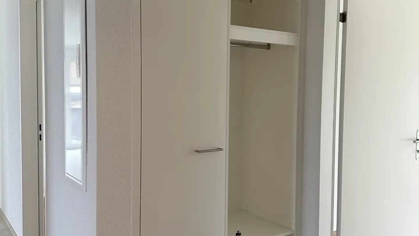 Commercial for rent - 8856 Tuggen - Photo 3