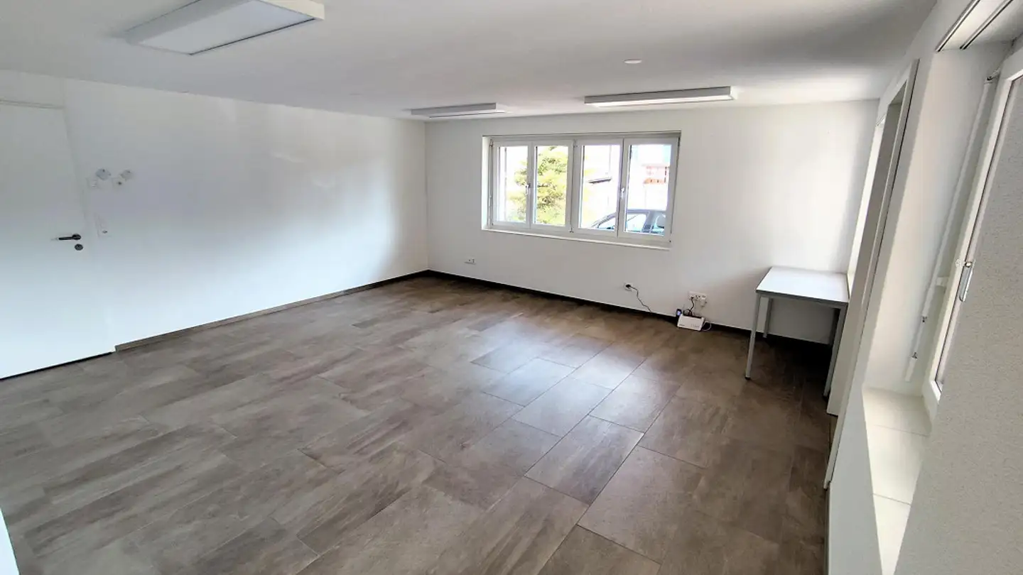 Apartment for rent - Nidlaustrasse 8, 8842 Unteriberg - Photo 3