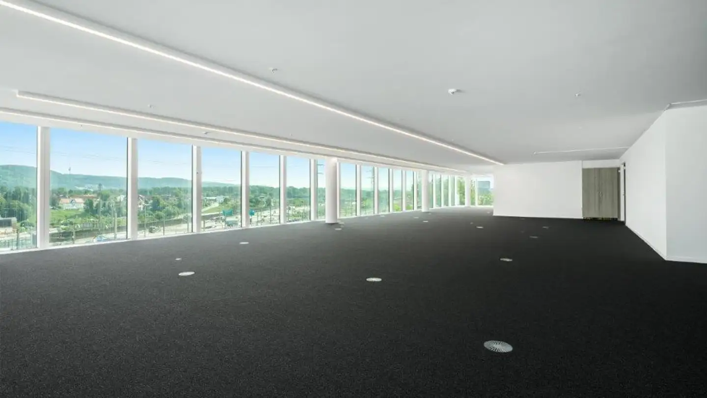 Commercial à louer - Birsstrasse 320, 4052 Basel