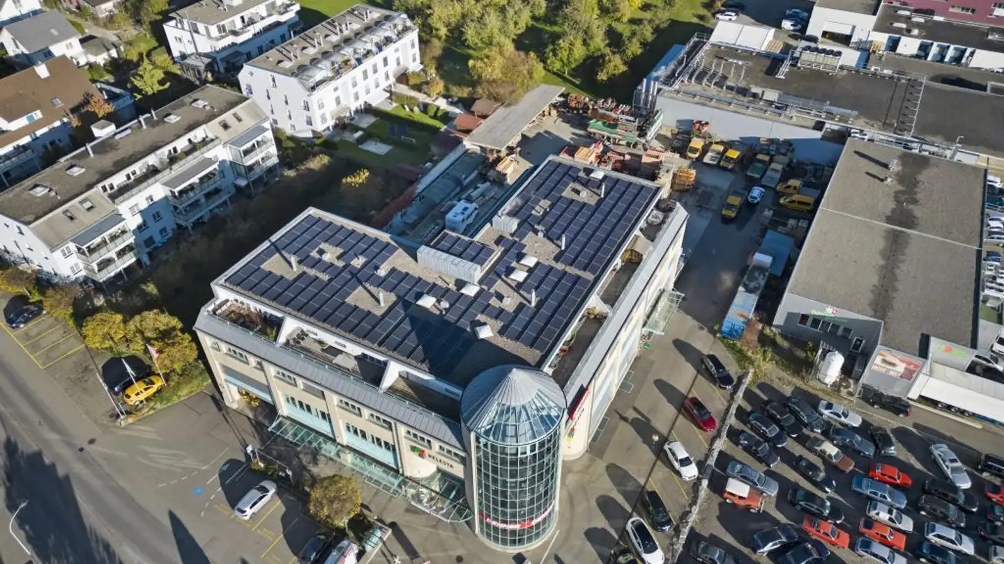 Grande magazzino in affitto - Herbergstrasse 11, 9524 Zuzwil SG - Photo 3