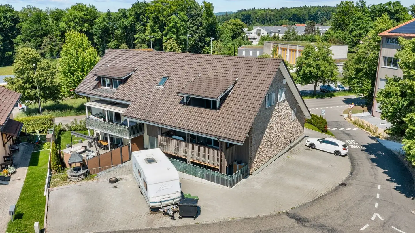 Dachgeschosswohnung mieten - Hölzlisackerweg 2, 5615 Fahrwangen