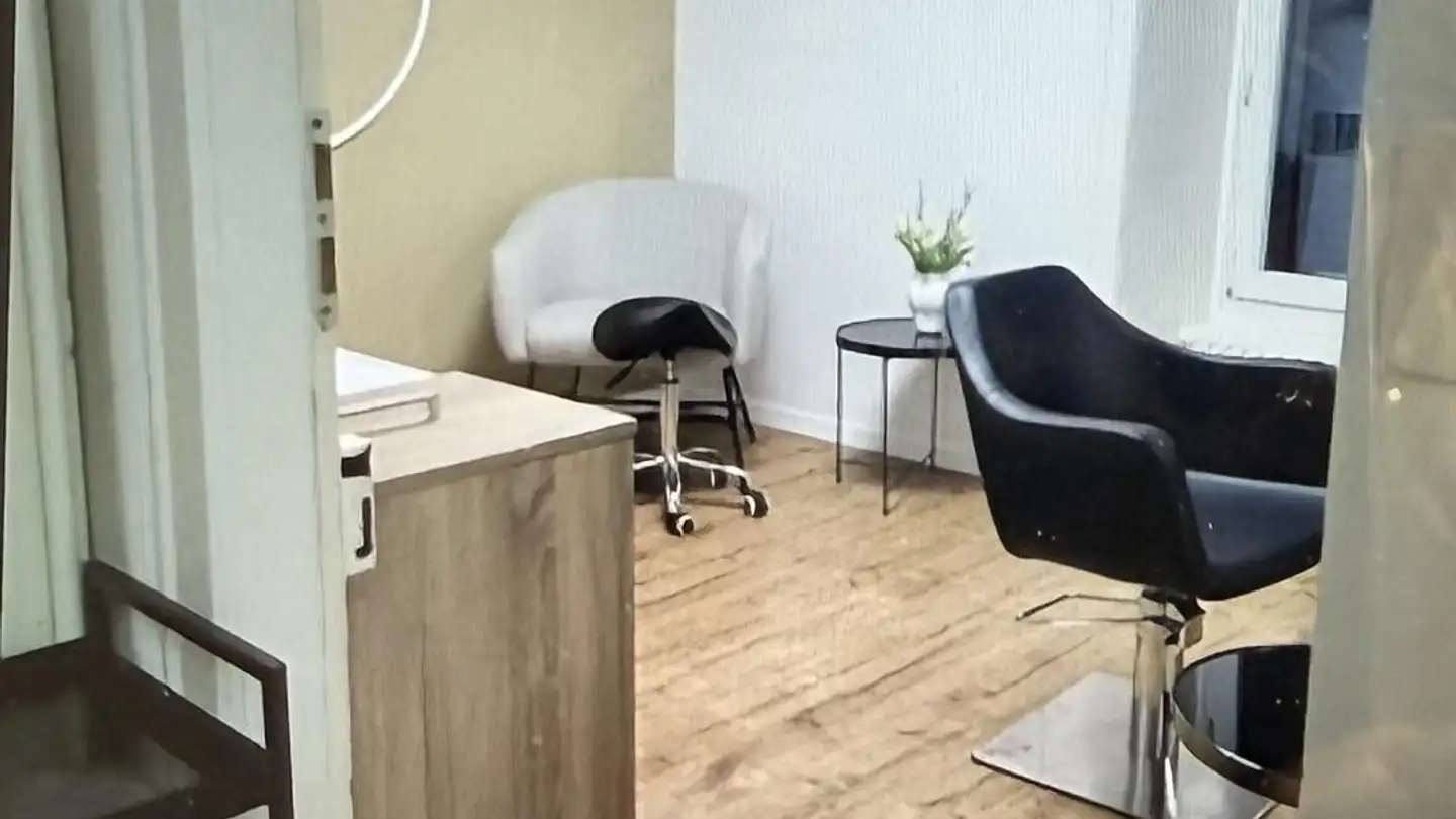 Commercial à louer - Maihofstrasse 12, 6004 Luzern