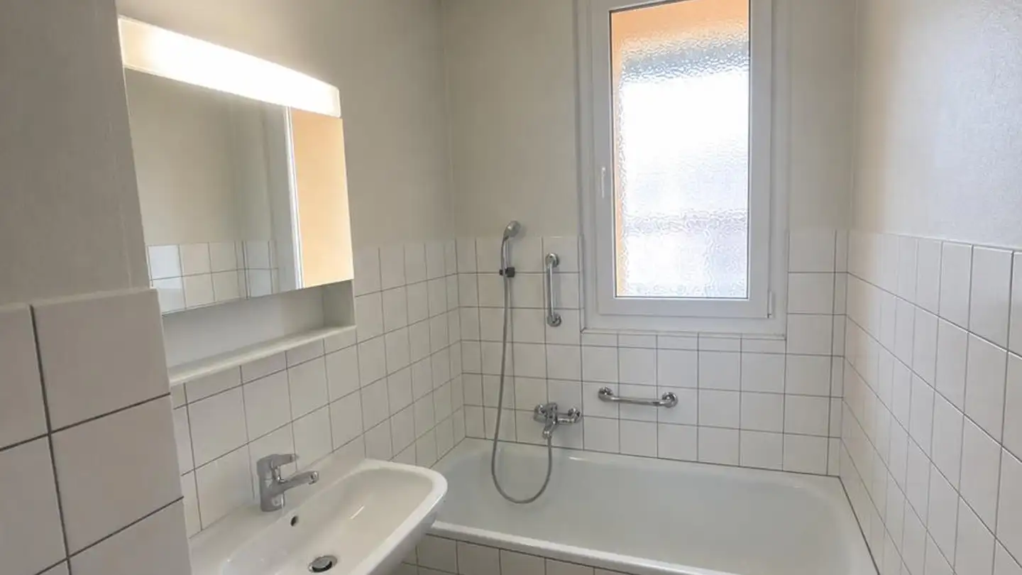 Apartment for rent - Rue Ernest Roulet 11, 2034 Peseux - Photo 4