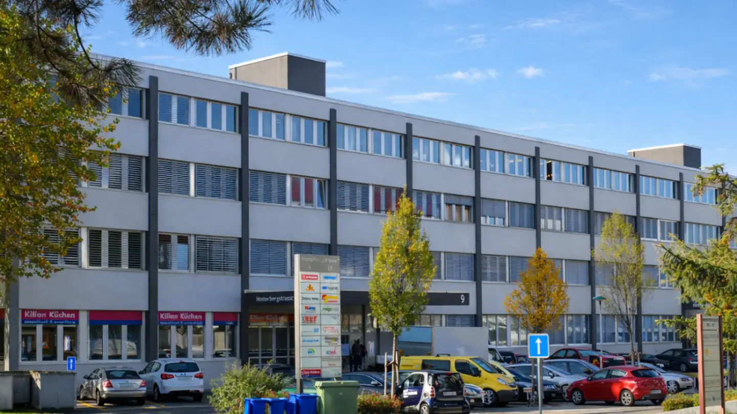 Office space for rent - Hinterbergstrasse 11, 6330 Cham - Photo 3