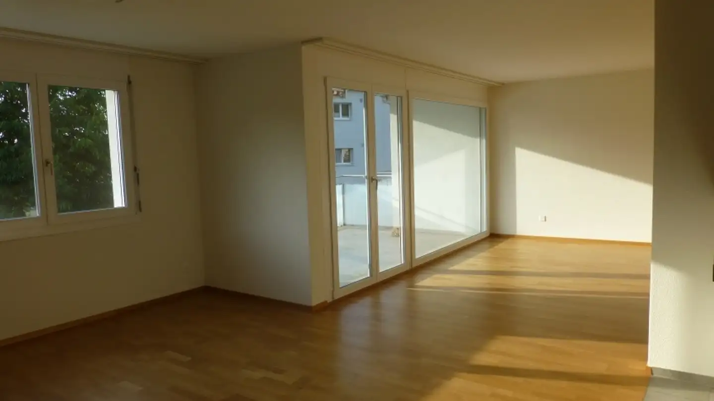 Wohnung mieten - Lindenhof 11, 8854 Siebnen - Foto 2