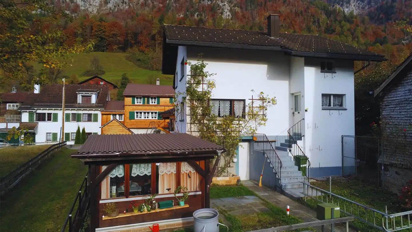 Single house for sale - Gärtnergässli 4, 8892 Berschis