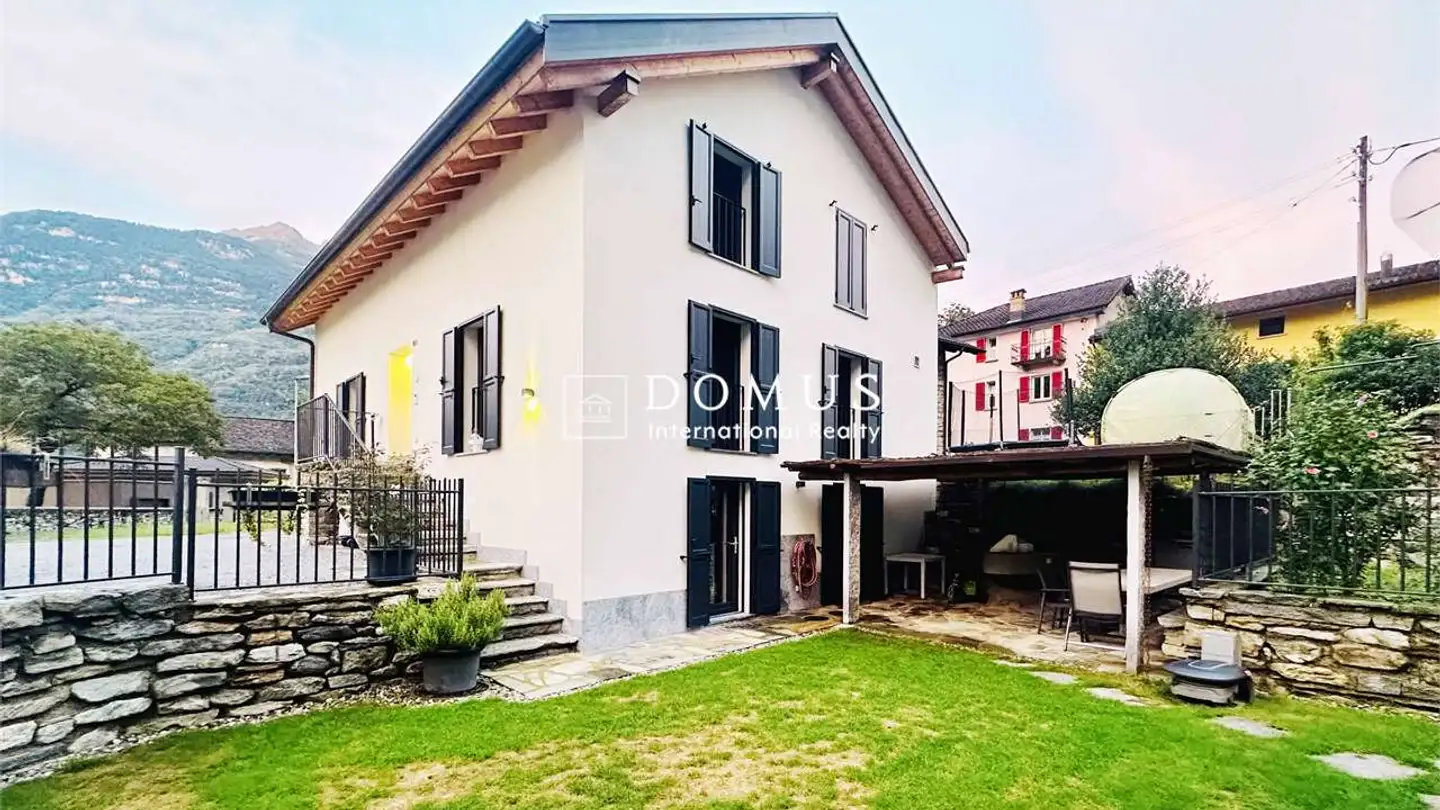 Single house for sale - 6524 Moleno
