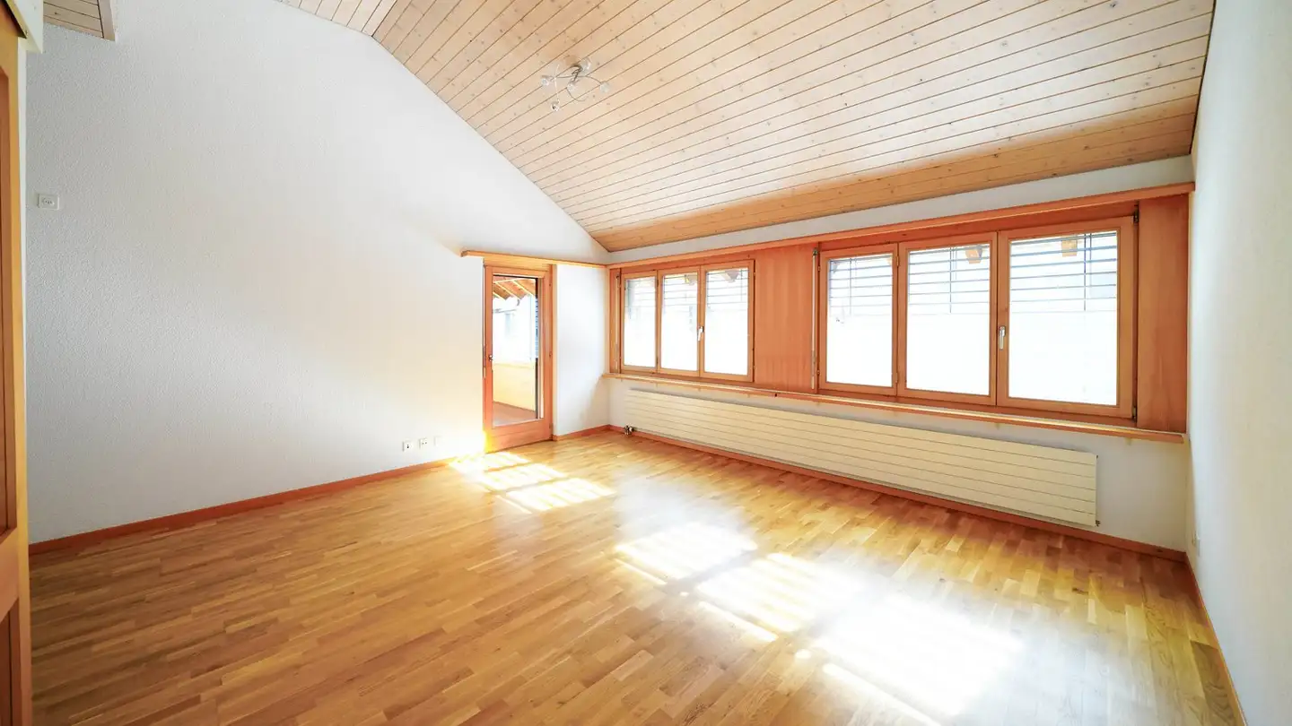 Wohnung mieten - Burgisteinstrasse 1b, 3665 Wattenwil