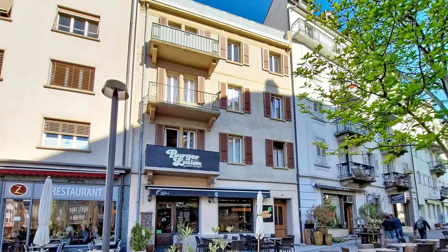 Appartement à louer - Place Du Midi 35, 1950 Sion