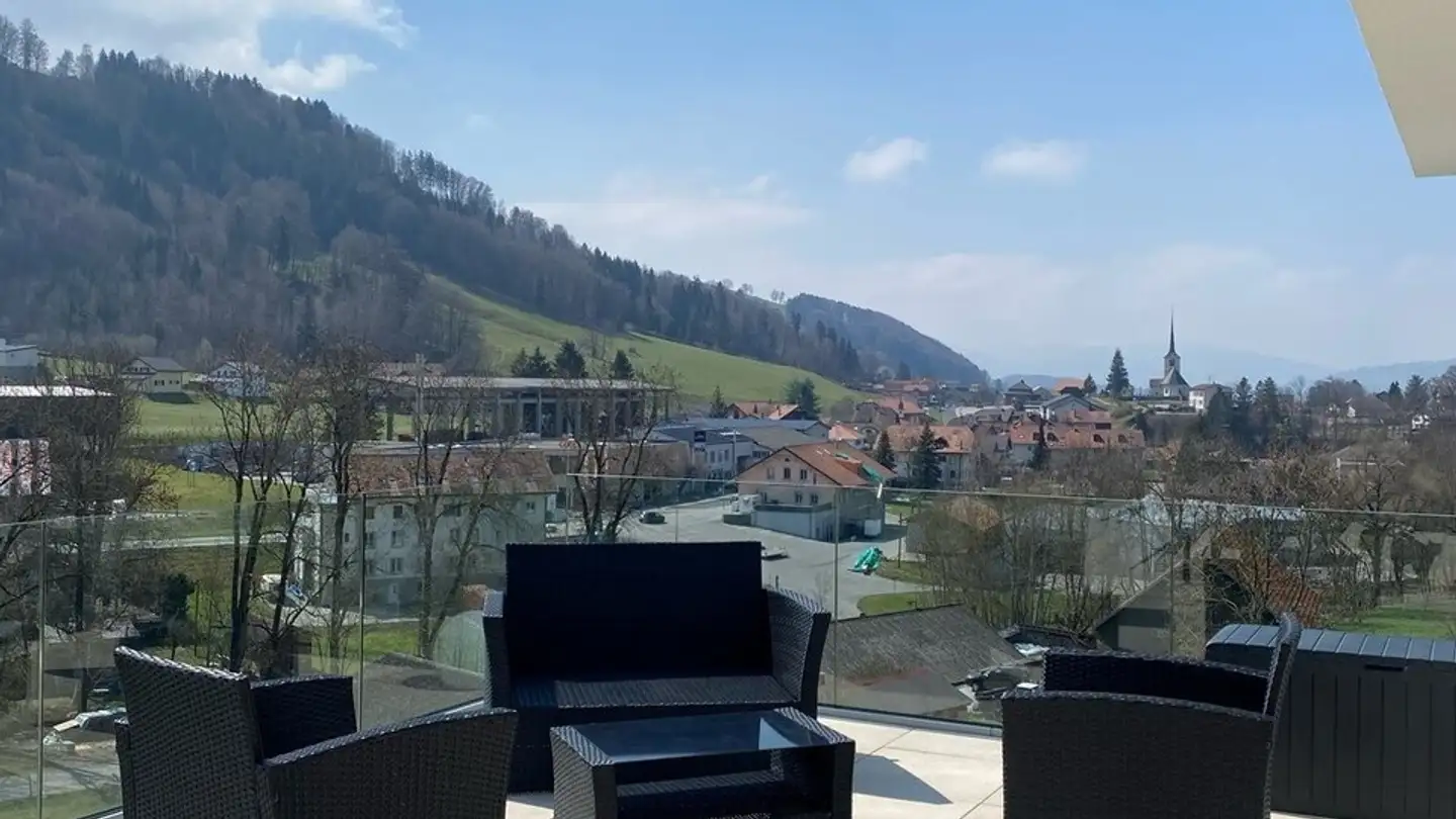 Appartement à louer - Route Du Lèche 21, 1634 La Roche FR