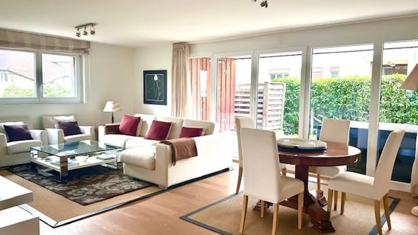 Appartement à louer - In Der Deisten 8, 8125 Zollikerberg