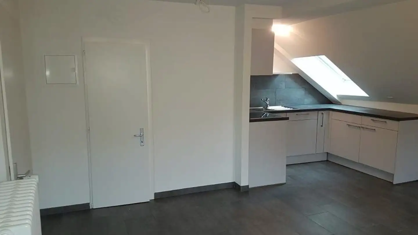 Wohnung mieten - Rue de la Maigroge 12, 2072 St-Blaise - Foto 2