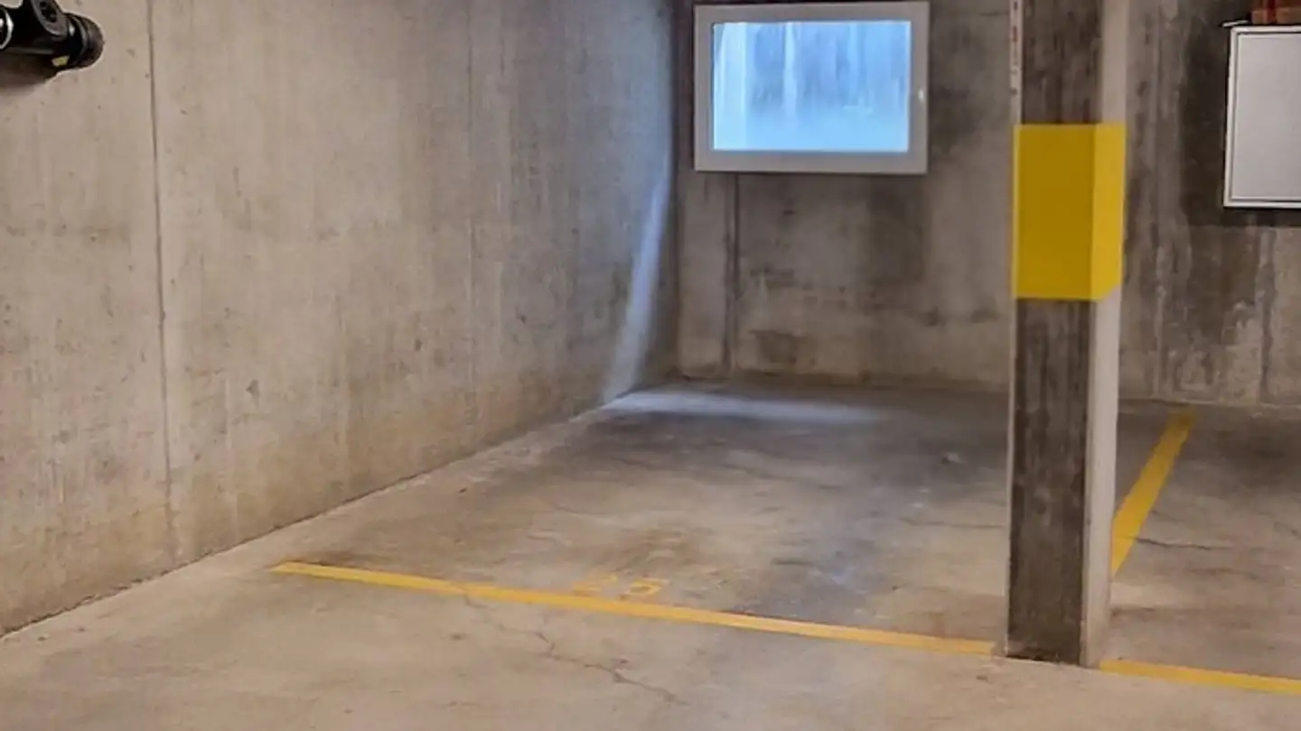 Single garage for rent - Salamanderweg 2, 7320 Sargans