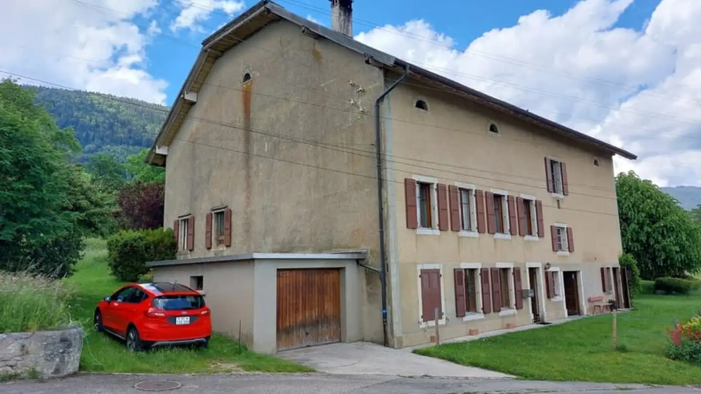 Single house for sale - 1428 Mutrux