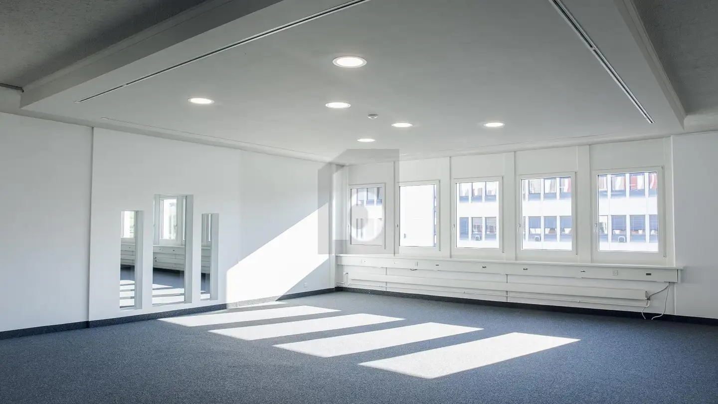 Office space for rent - 8304 Wallisellen - Photo 2