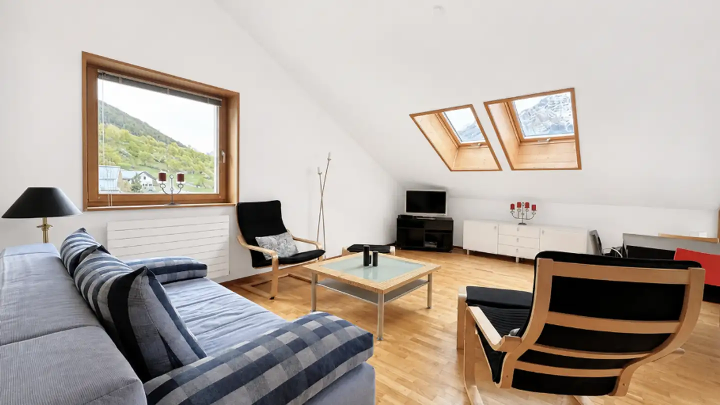 Dachgeschosswohnung kaufen - 7554 Sent
