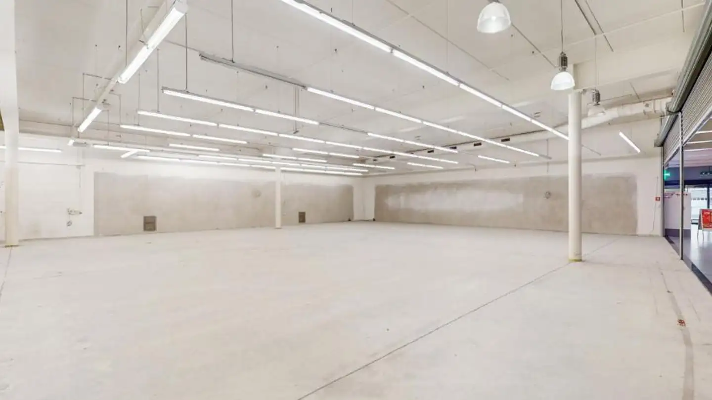 Gewerbe mieten - Rue Industrielle 16, 2740 Moutier - Foto 3