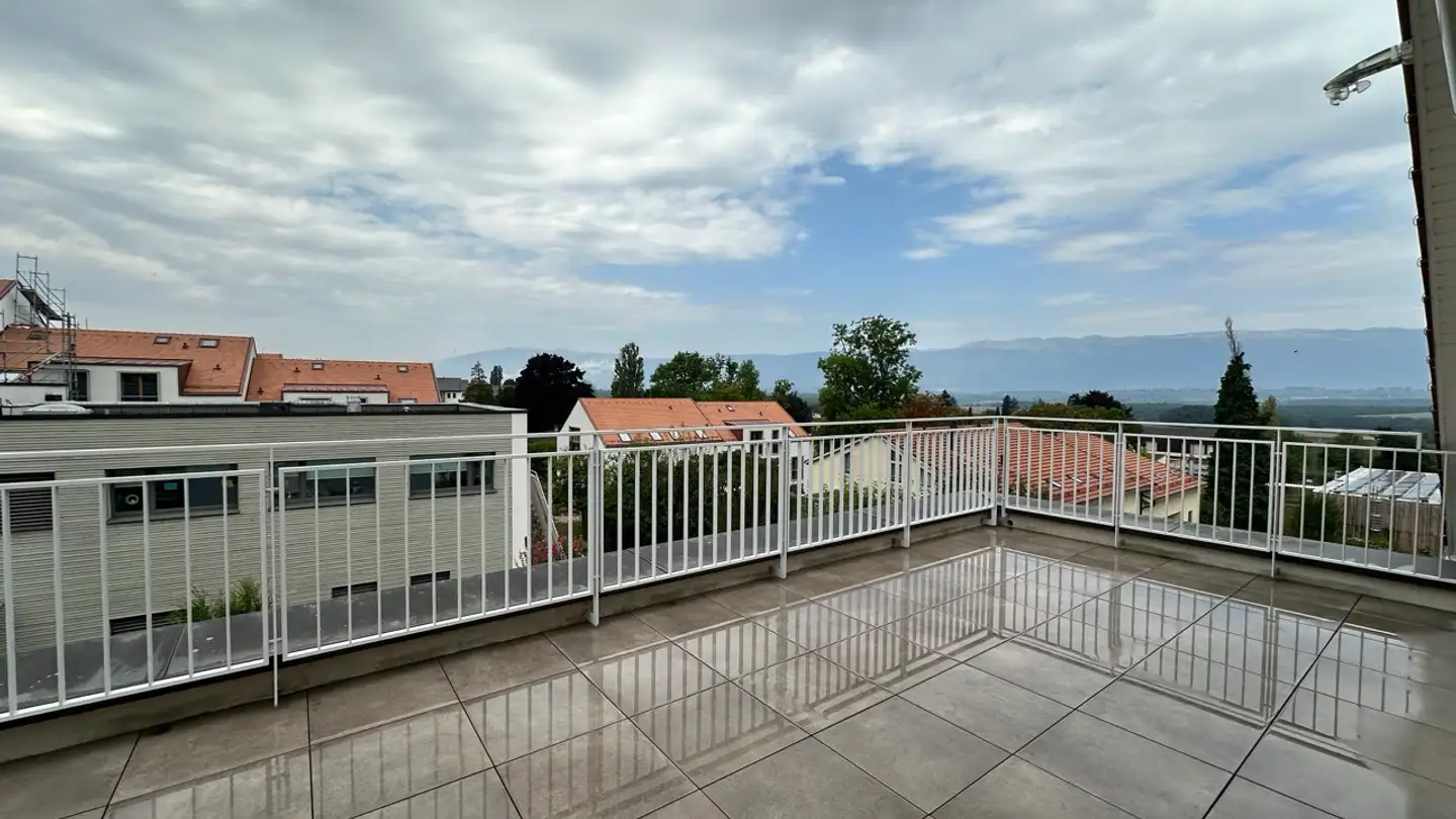 Penthouse for rent - Chemin De La Distillerie 14a, 1233 Bernex - Photo 2