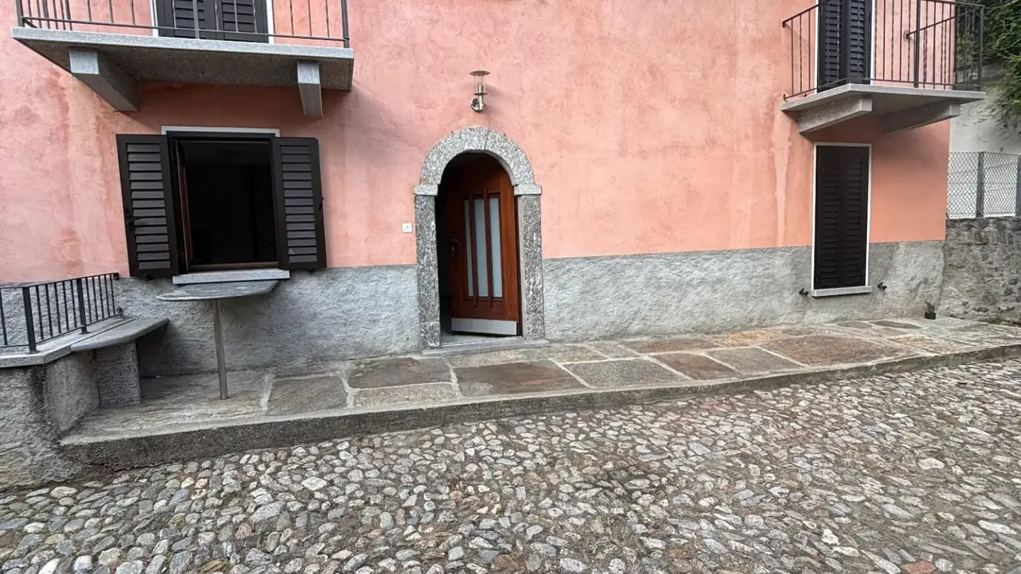 Wohnung mieten - In Pasquéi 12, 6702 Claro