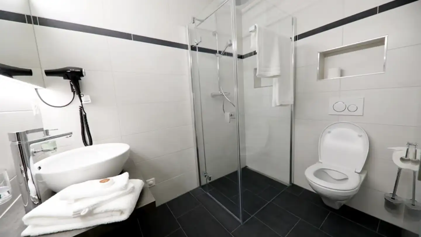 Furnished apartment for rent - 8864 Reichenburg - Photo 2