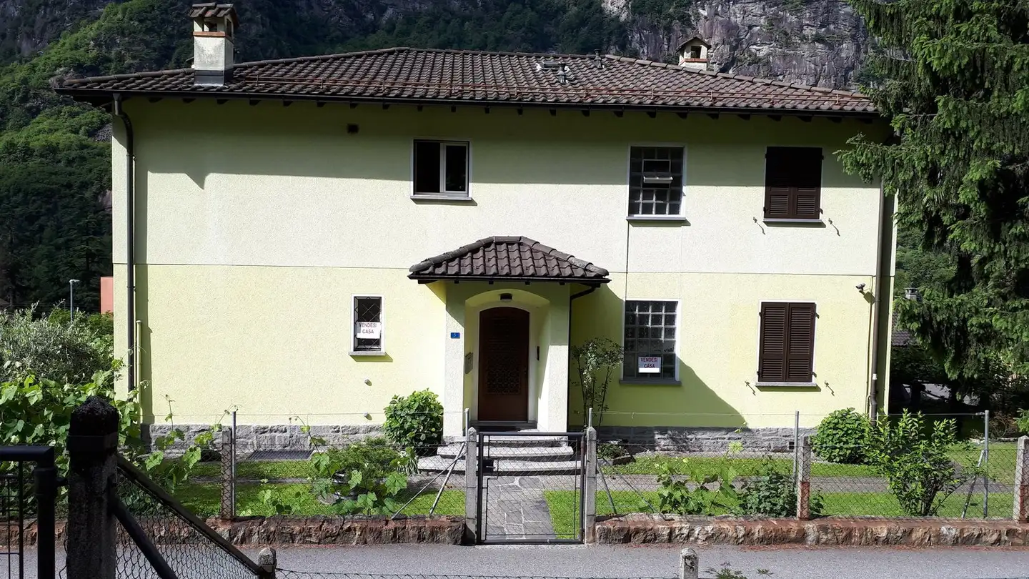 Casa bifamiliare in vendita - 6743 Bodio TI - Photo 2