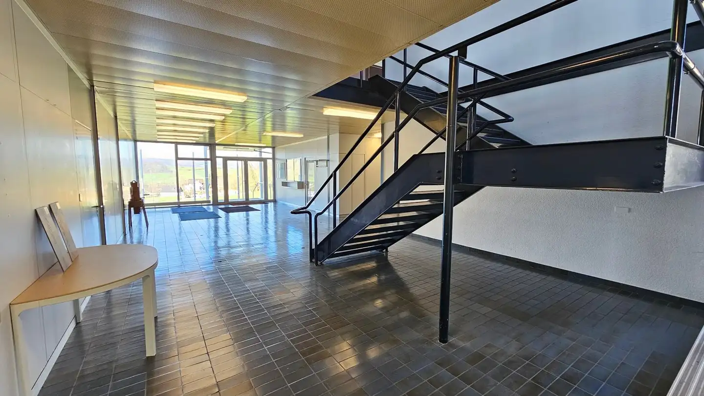 Commerciale in affitto - Im Grüt 1, 4225 Brislach - Photo 2