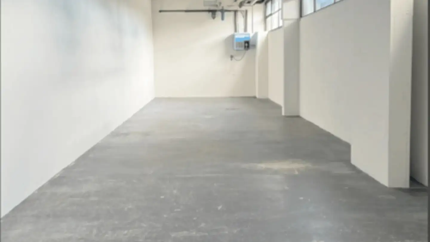 Mixed-use building for rent - Chaltenbodenstrasse 6, 8834 Schindellegi