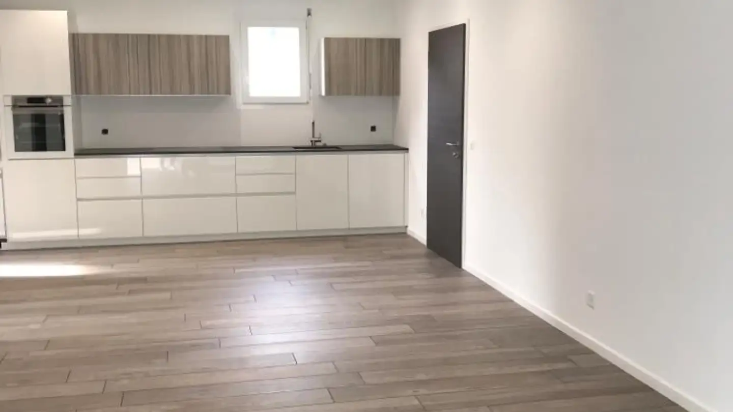 Wohnung mieten - Via Ripari Tondi, 6500 Bellinzona - Foto 2