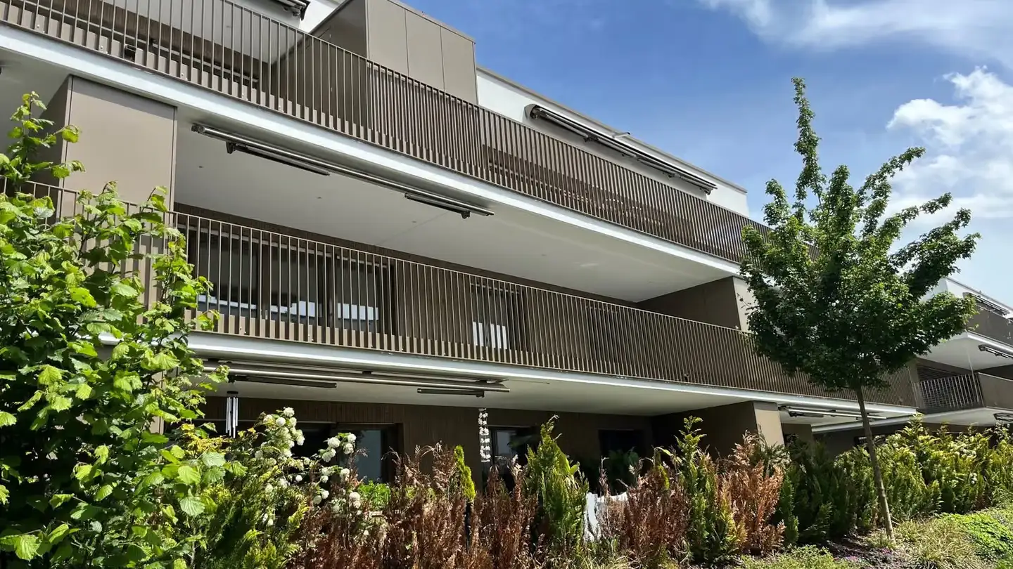 Appartement à louer - Wisentalstrasse 7f, 8185 Winkel