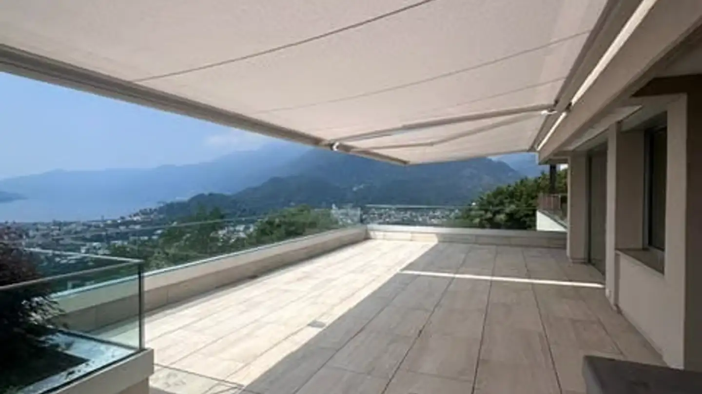 Stepped apartment for sale - 6605 Locarno