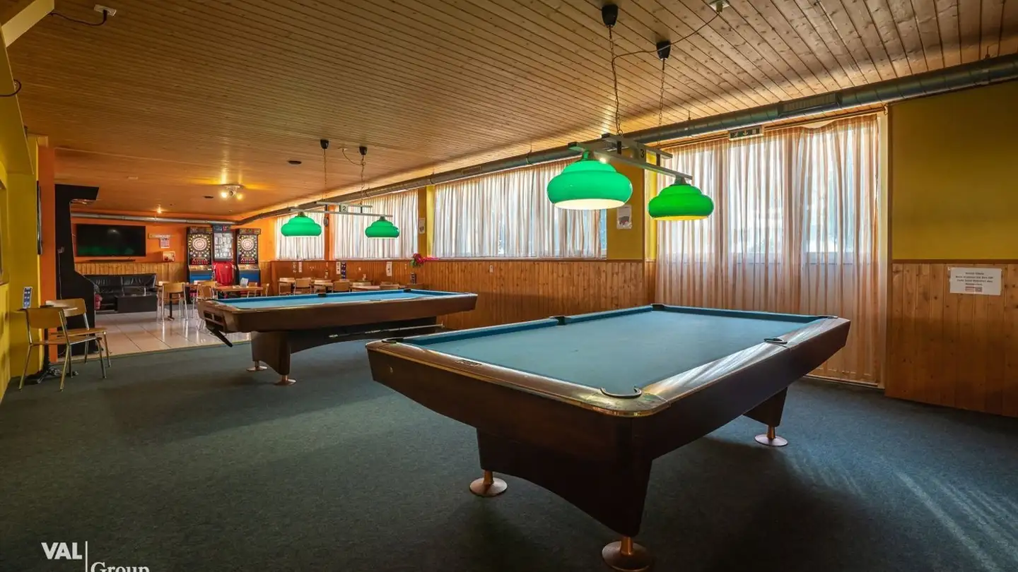 Mixed-use building for rent - 3904 Naters - Photo 2