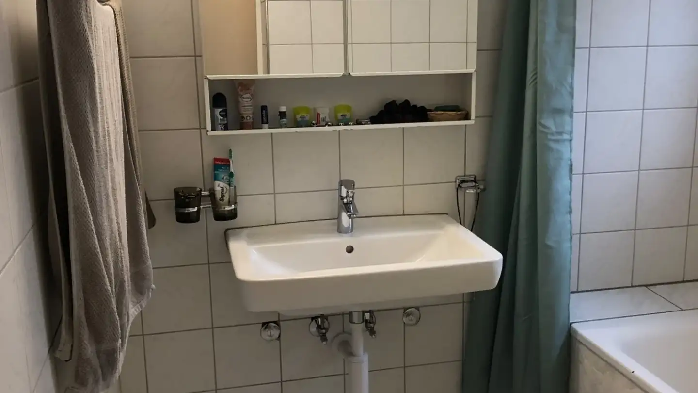 Chambre à louer - Kantonsstrasse 15a, 8864 Reichenburg - Photo 3