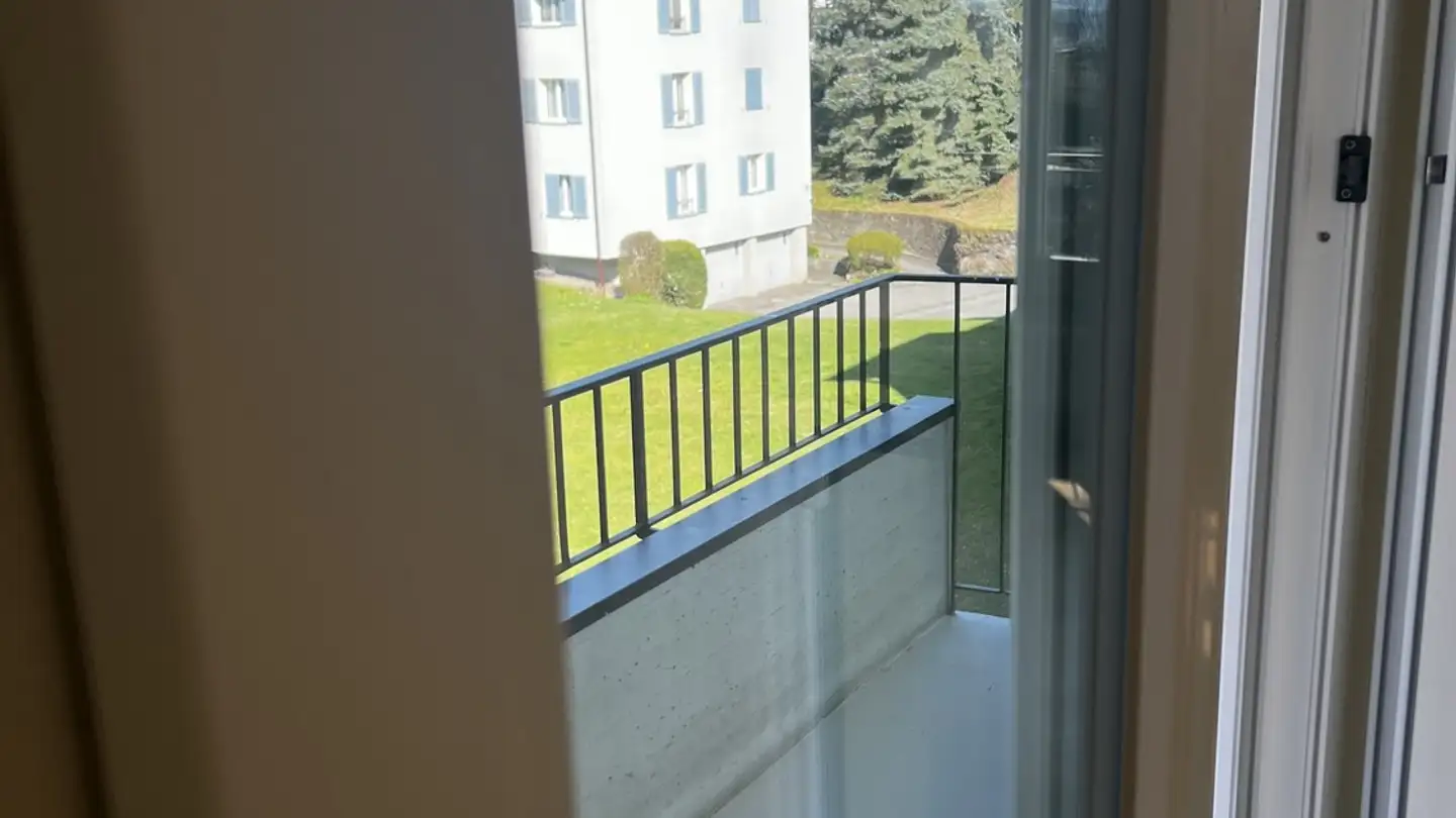 Chambre à louer - Winkelrainweg, 8102 Oberengstringen - Photo 2