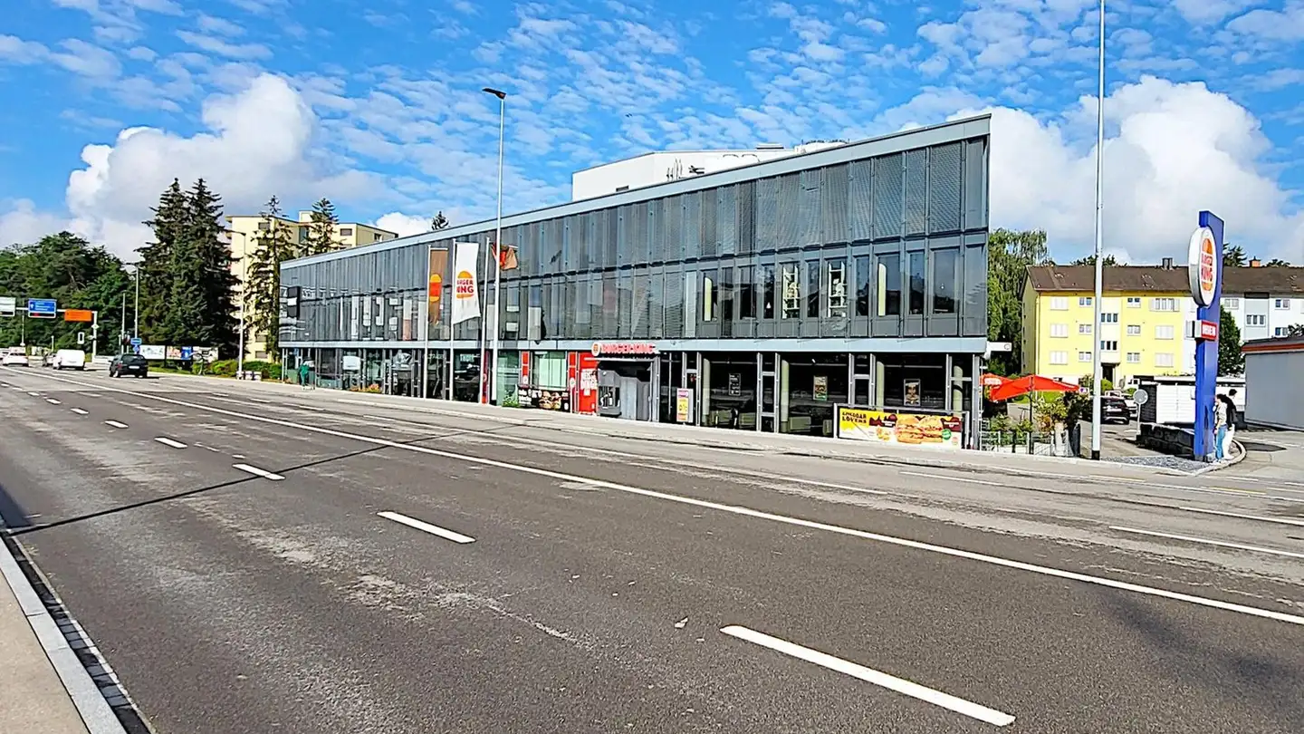 Office space for rent - Zürichstrasse 72, 8306 Brüttisellen