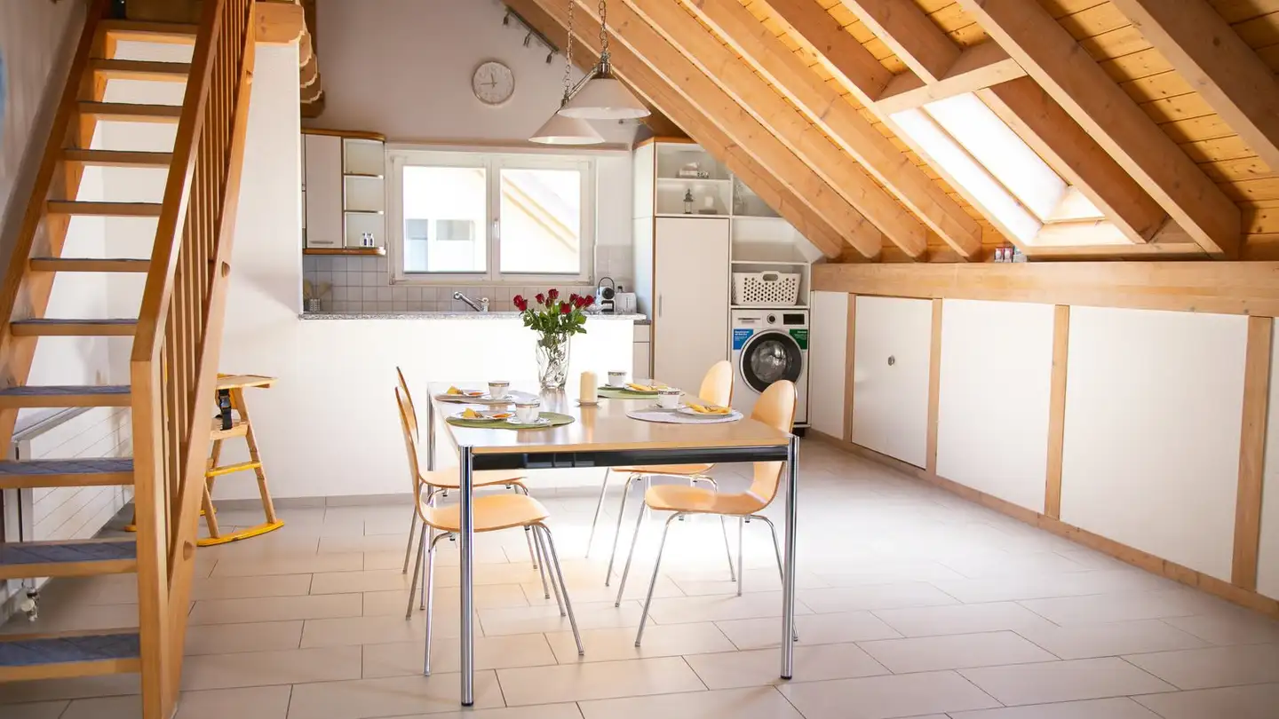 Dachgeschosswohnung mieten - Schwendibachstrasse 3, 3624 Goldiwil (Thun) - Foto 4
