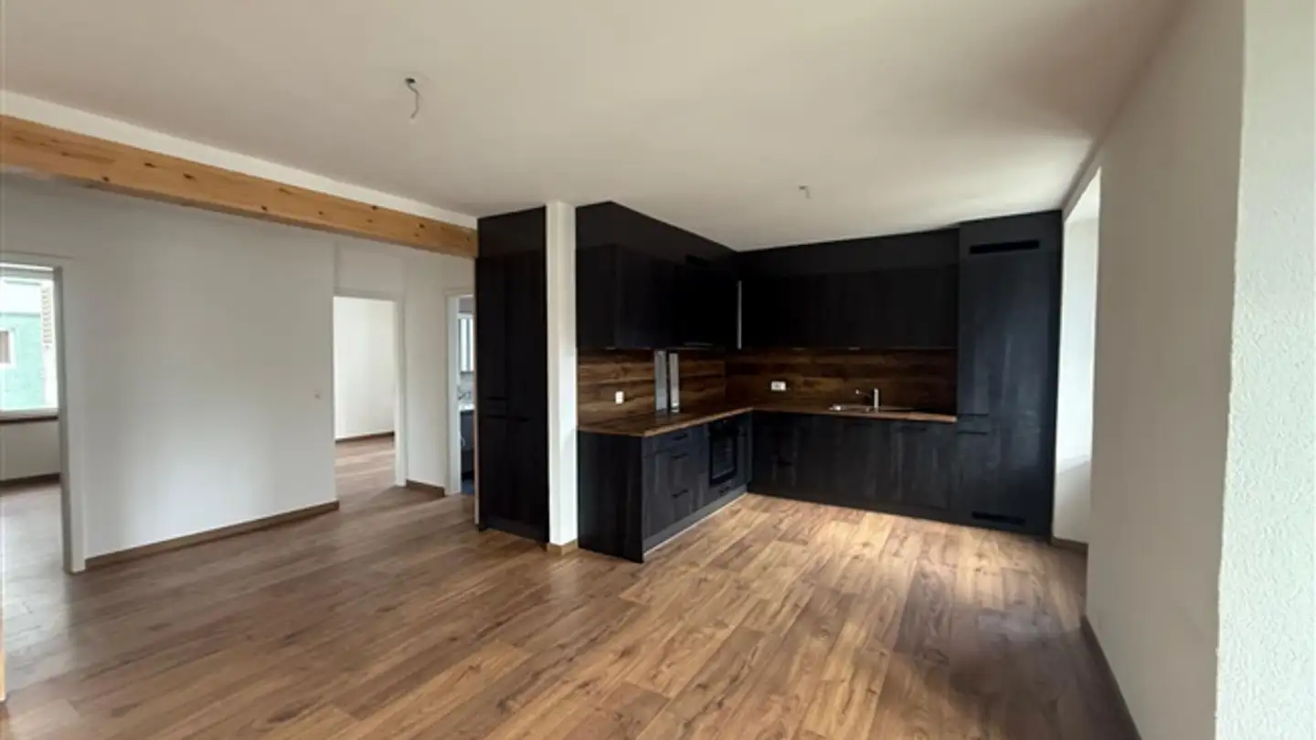 Wohnung mieten - Rue Paul-Charmillot 56, 2610 St-Imier - Foto 2