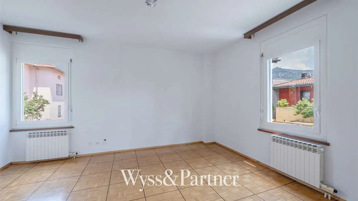 Apartment for rent - 6873 Corteglia