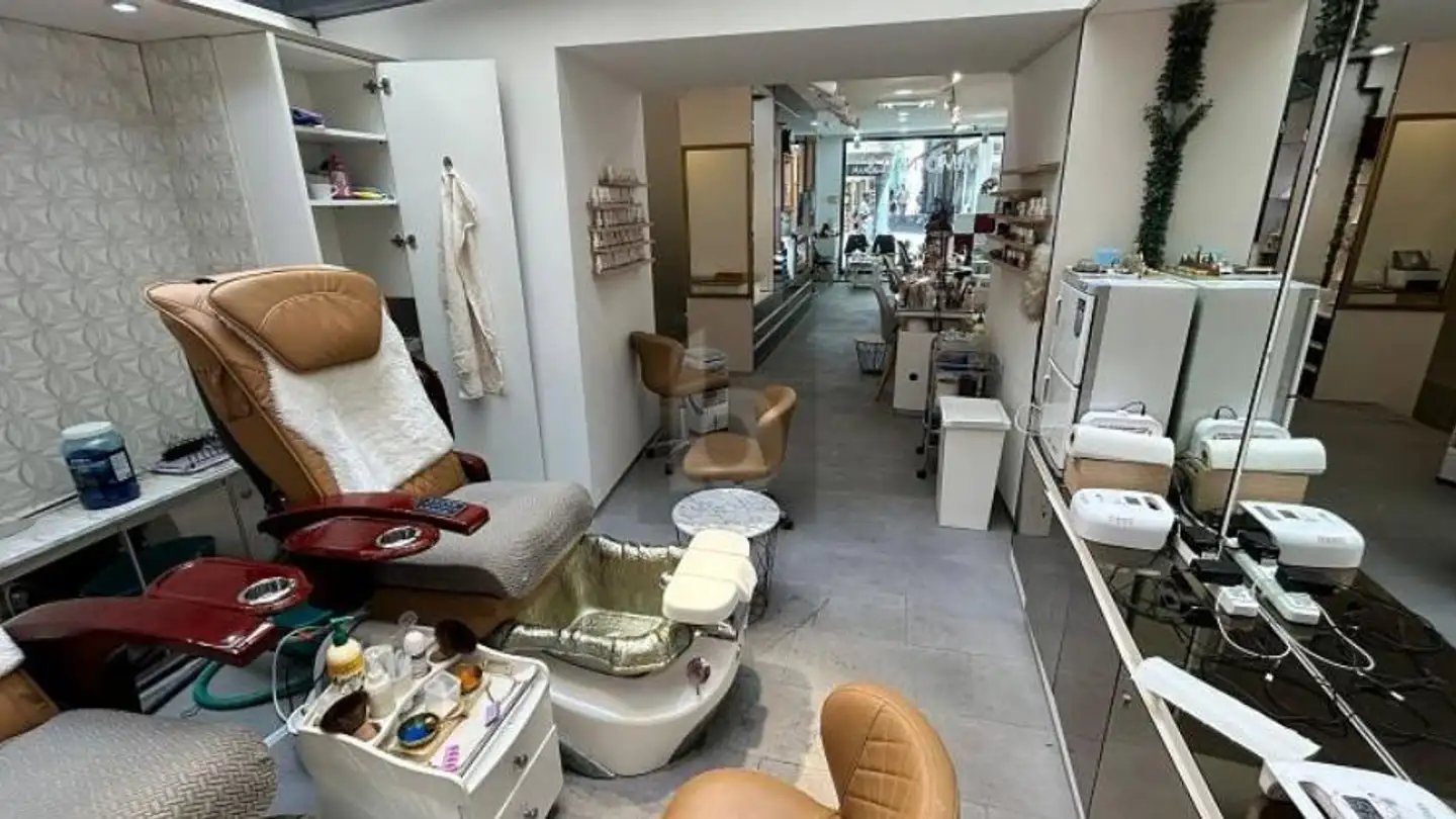 Commercial for rent - 6004 Luzern - Photo 3