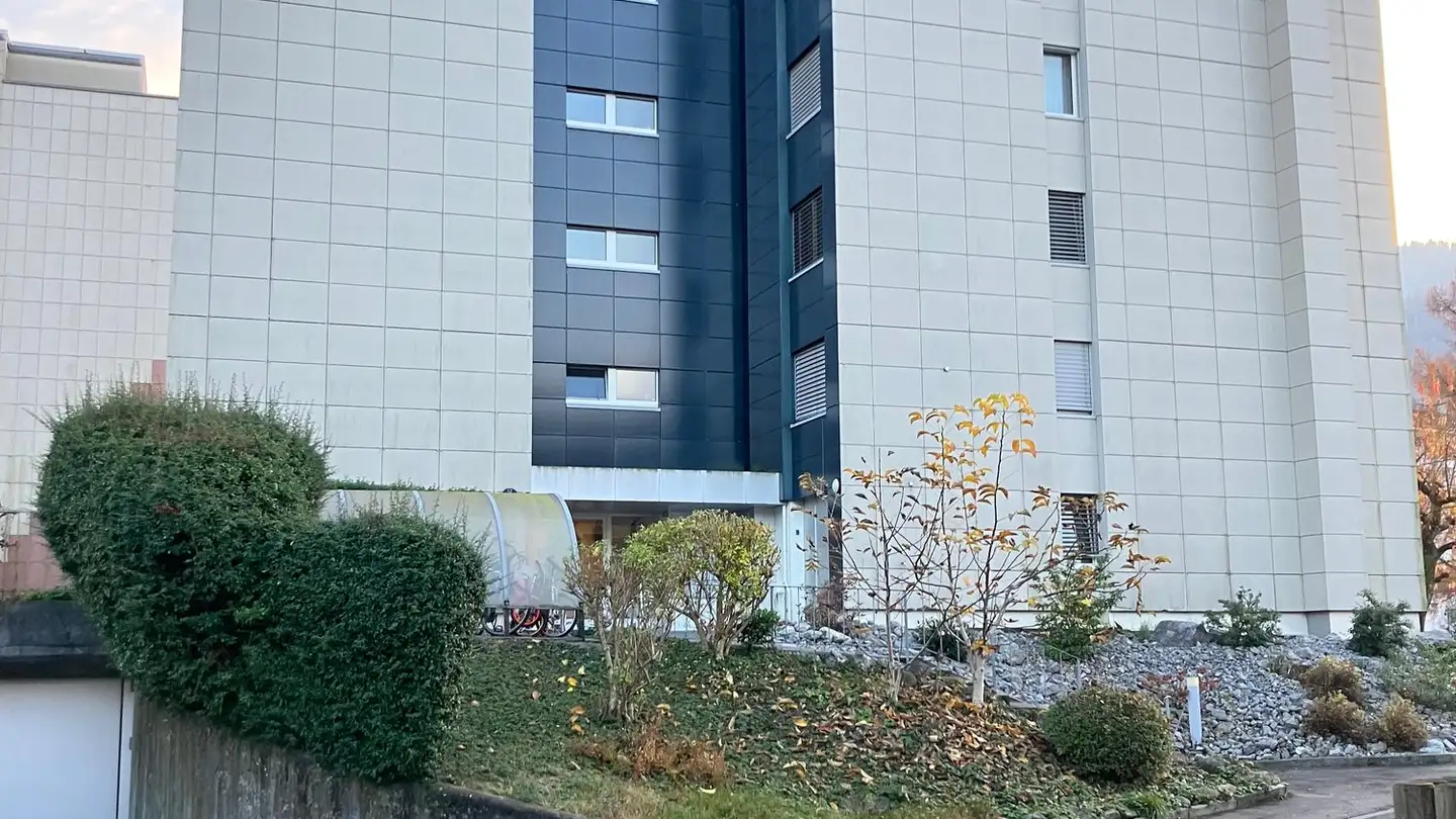 Appartement à louer - 6048 Horw